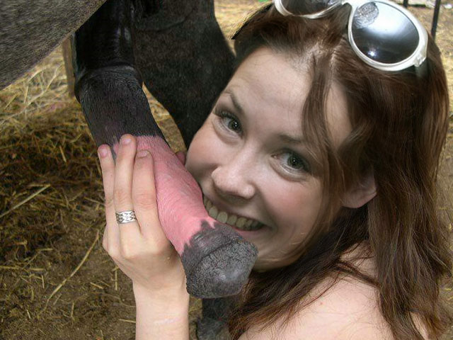 Women Who Love Horse Cock.